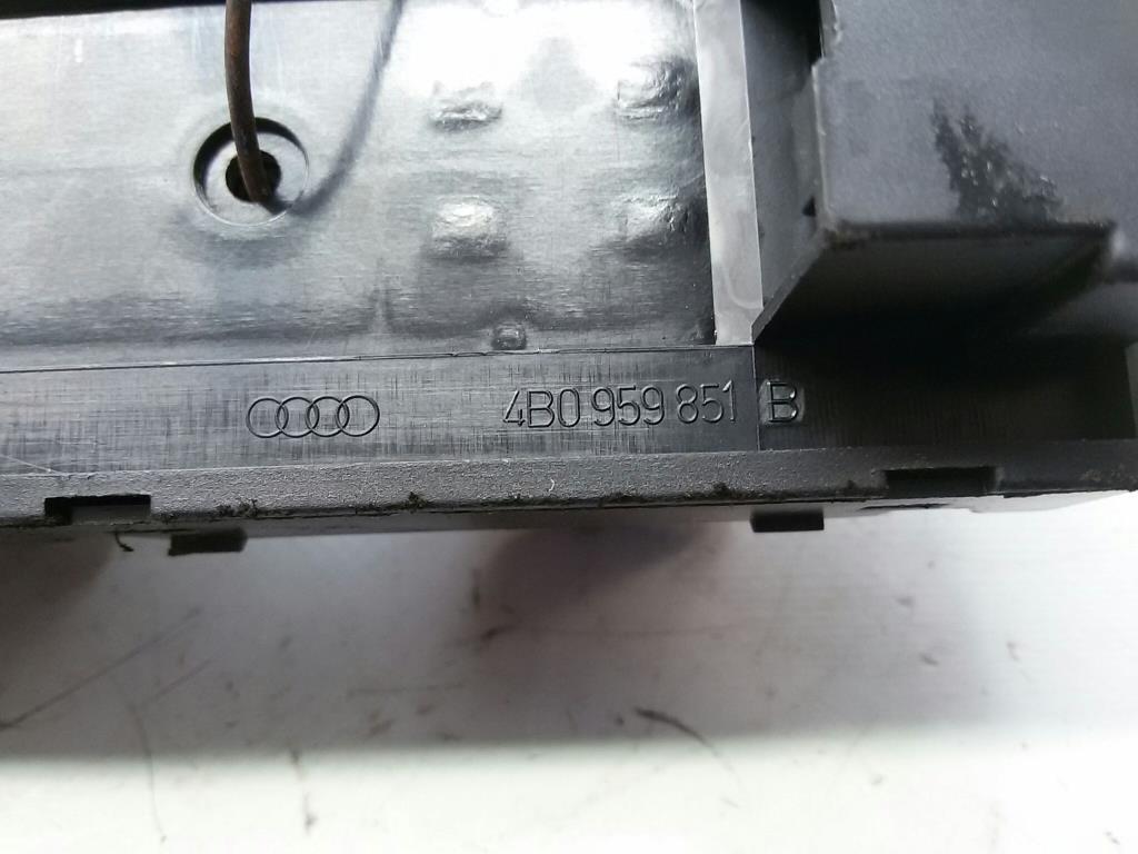 1004708571006_20180920144225.jpg