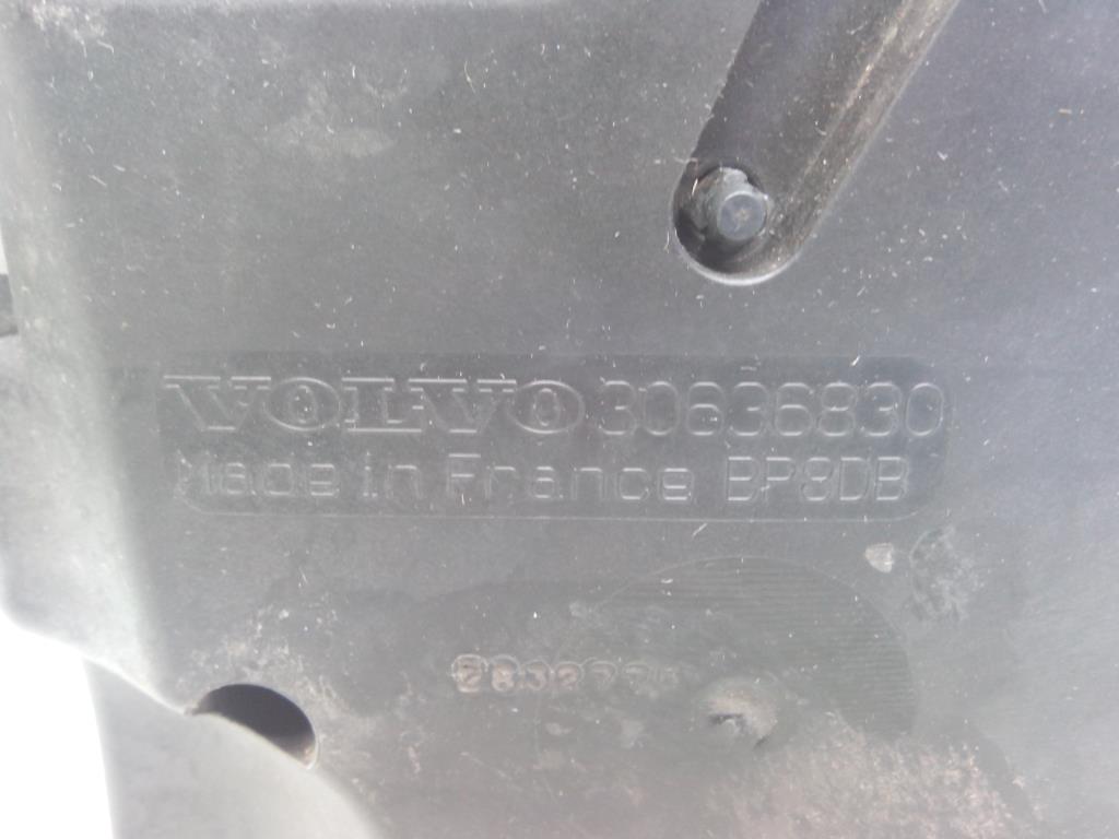 1004467191006_20171124124420.jpg